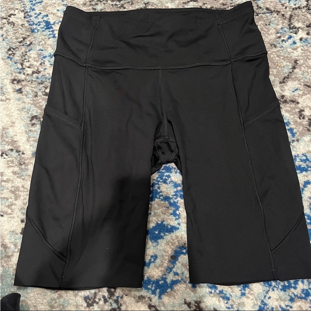 Lululemon black fast and free biker shorts